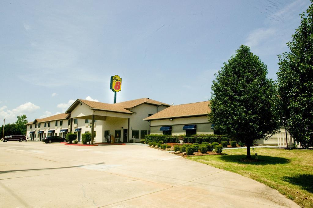 Super 8 By Wyndham Van Buren/Ft. Smith Area מראה חיצוני תמונה