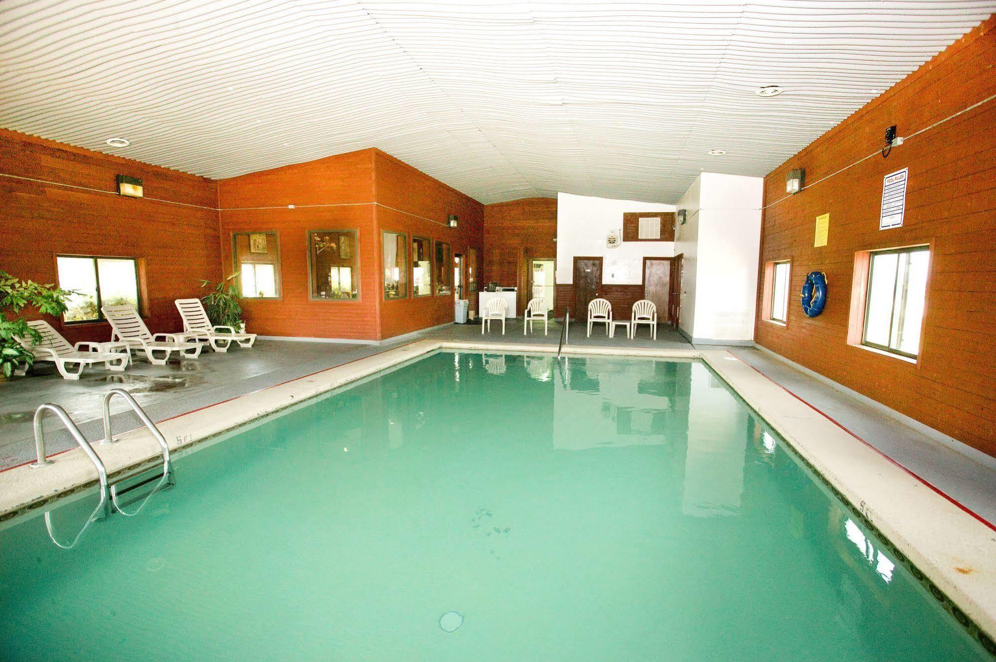 Super 8 By Wyndham Van Buren/Ft. Smith Area מראה חיצוני תמונה